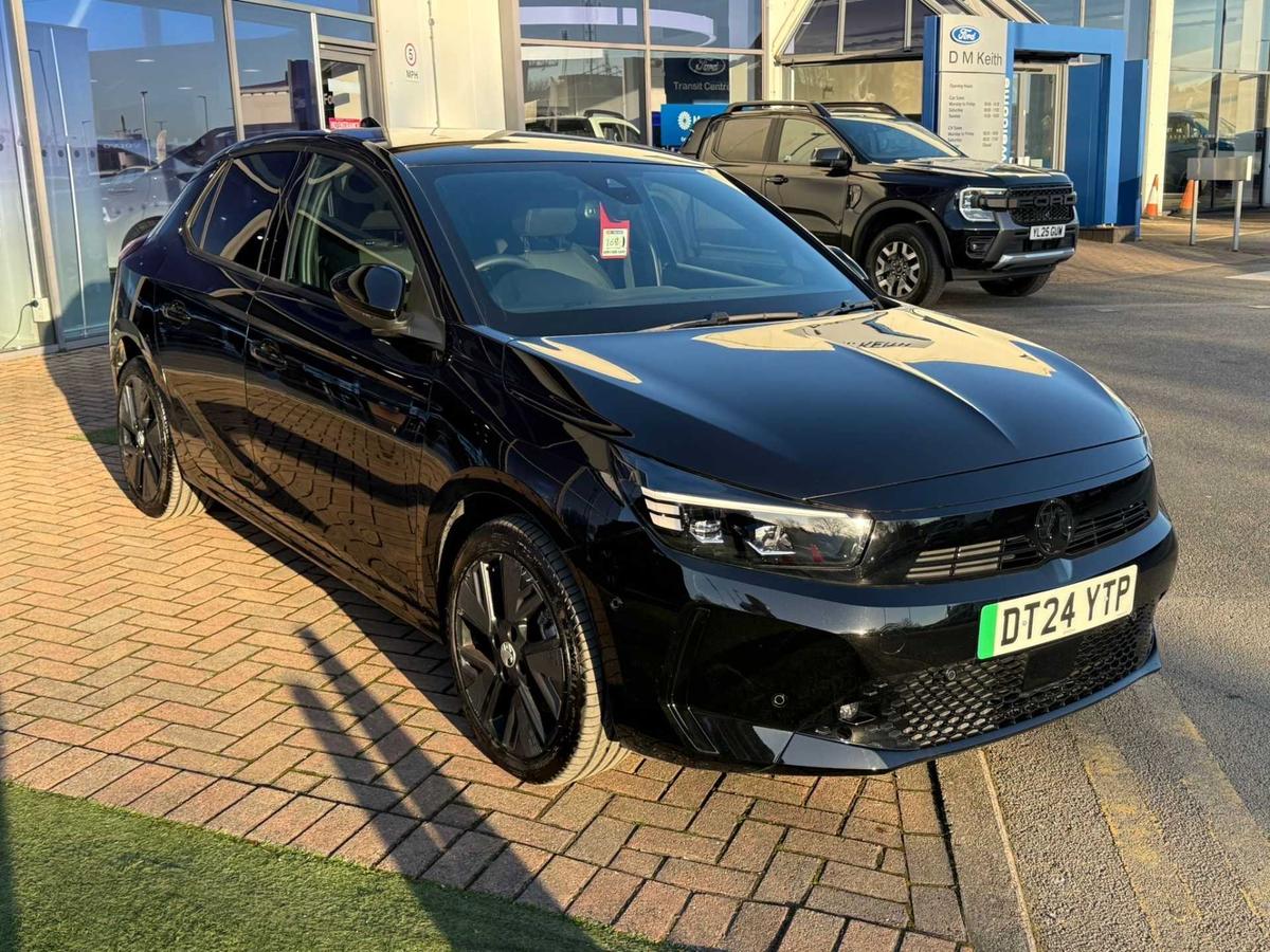 Main listing image - Vauxhall Corsa e