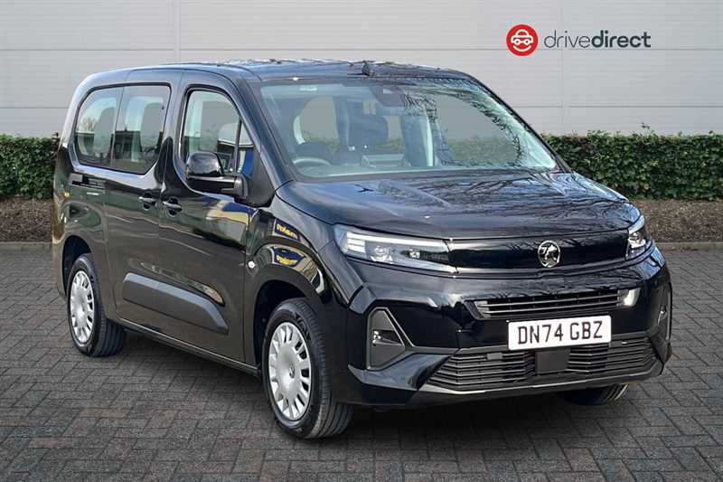 Main listing image - Vauxhall Combo Life-e