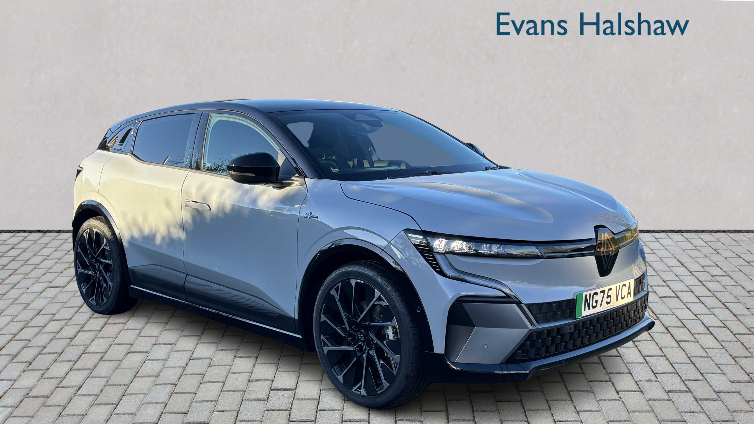 Main listing image - Renault Megane E Tech