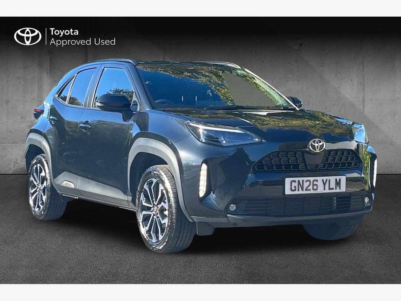 Main listing image - Toyota Yaris Cross