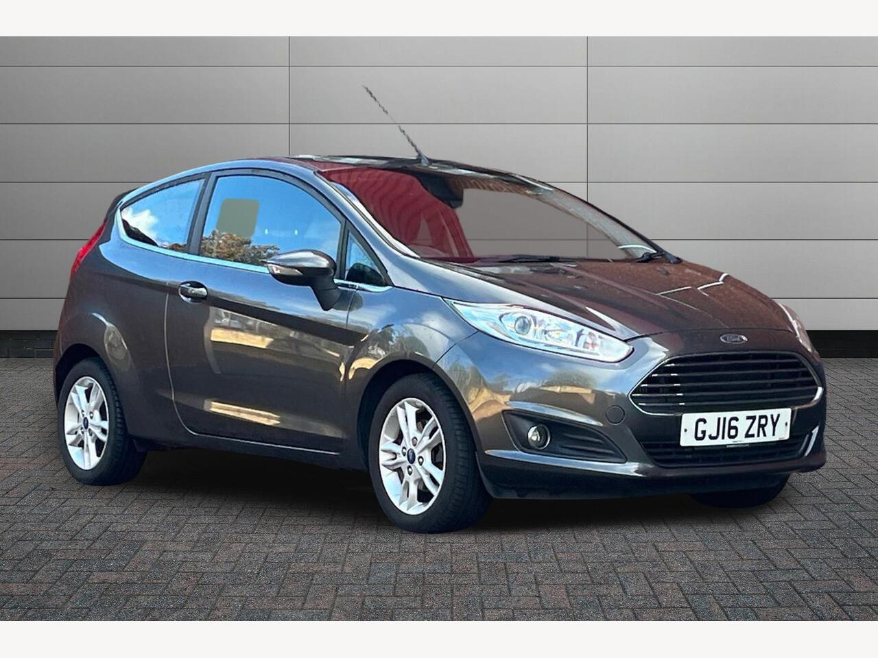 Main listing image - Ford Fiesta