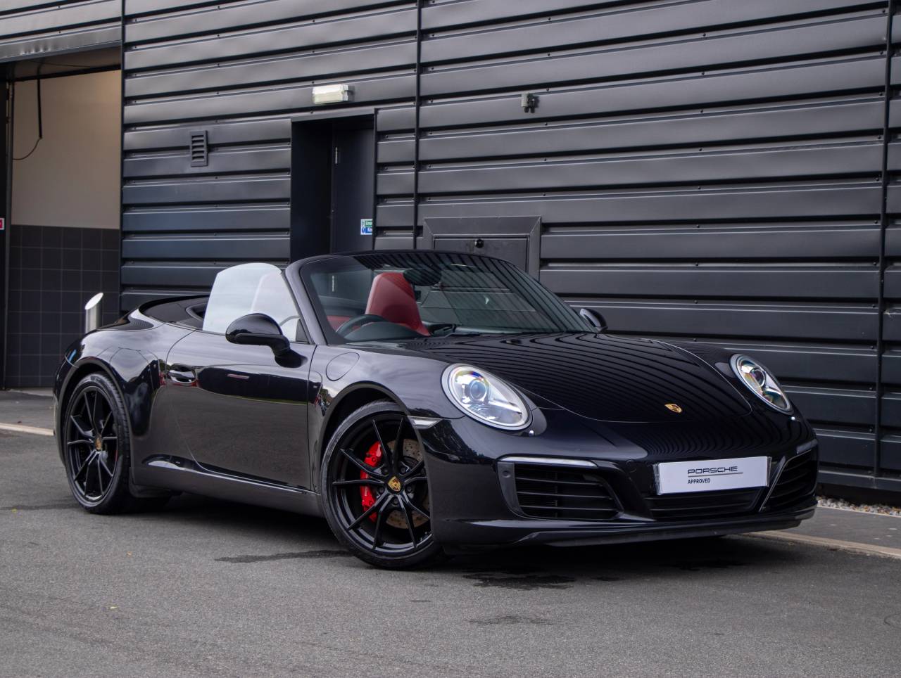 Main listing image - Porsche 911