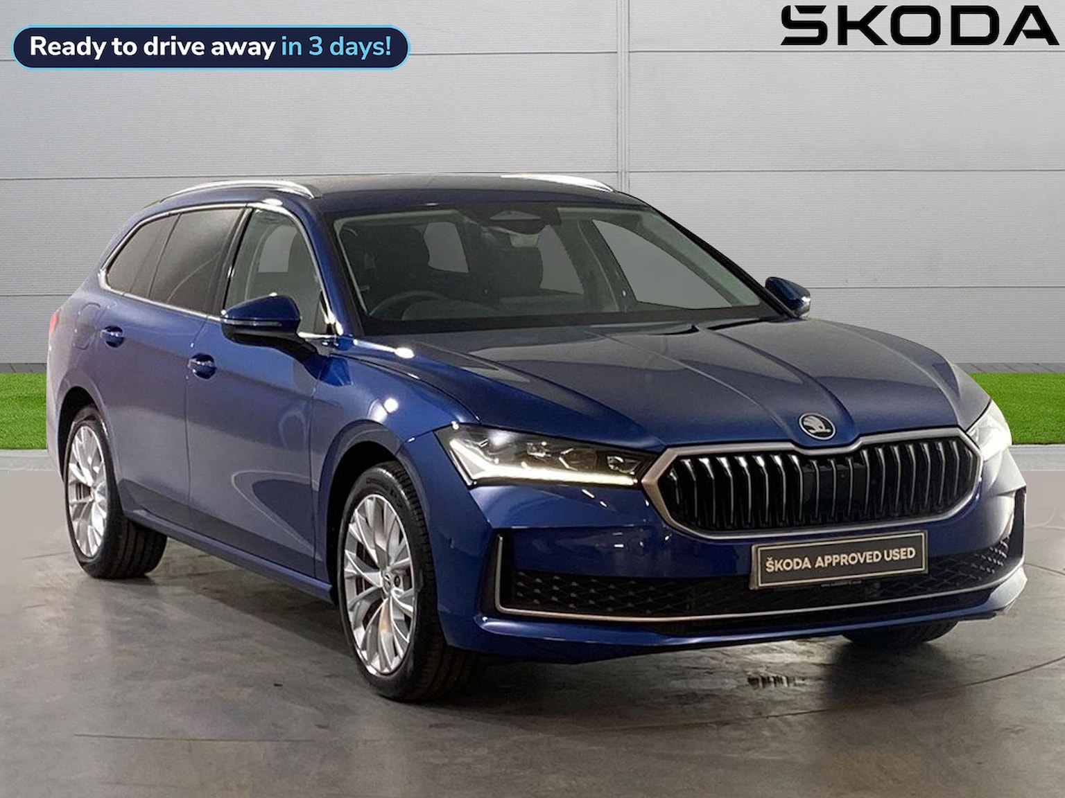 Main listing image - Skoda Superb