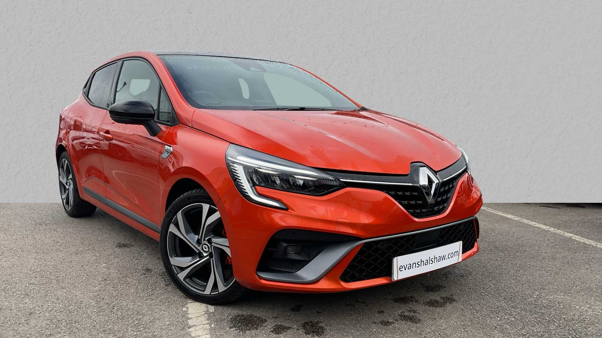 Main listing image - Renault Clio