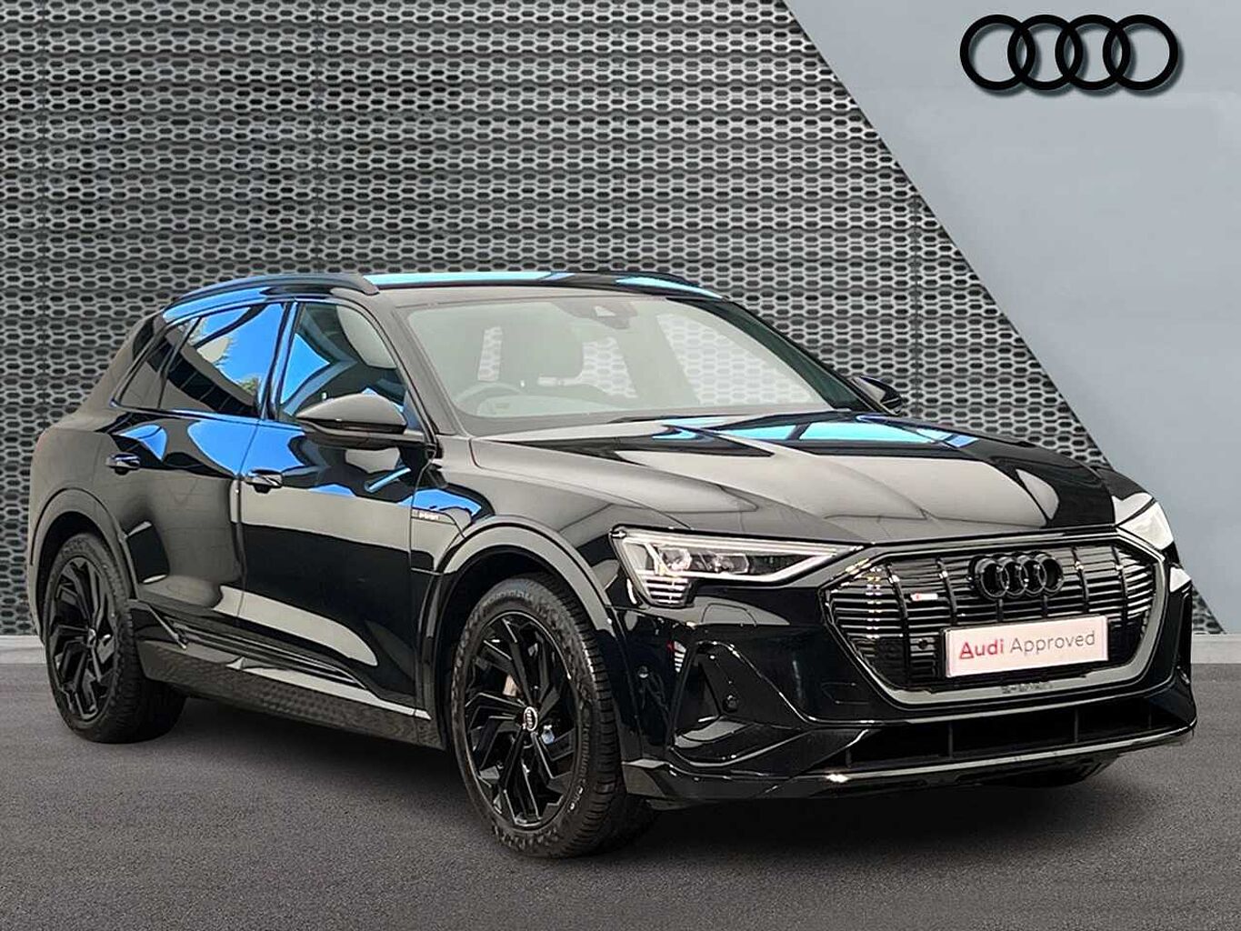 Main listing image - Audi e-tron