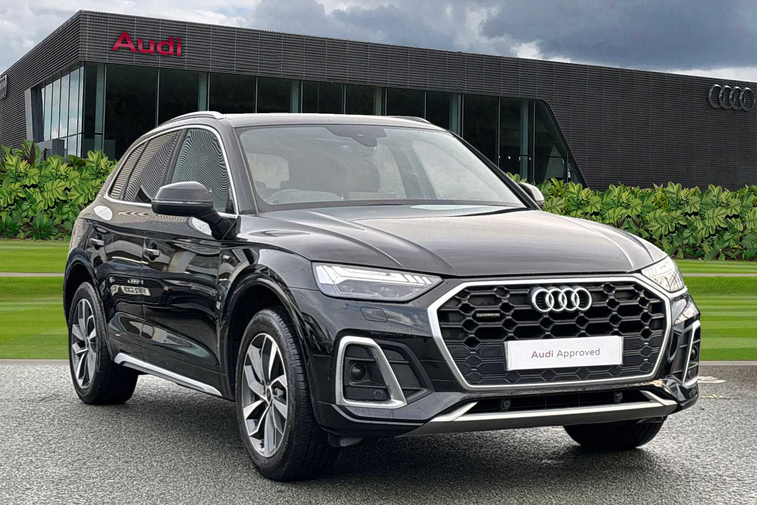 Main listing image - Audi Q5