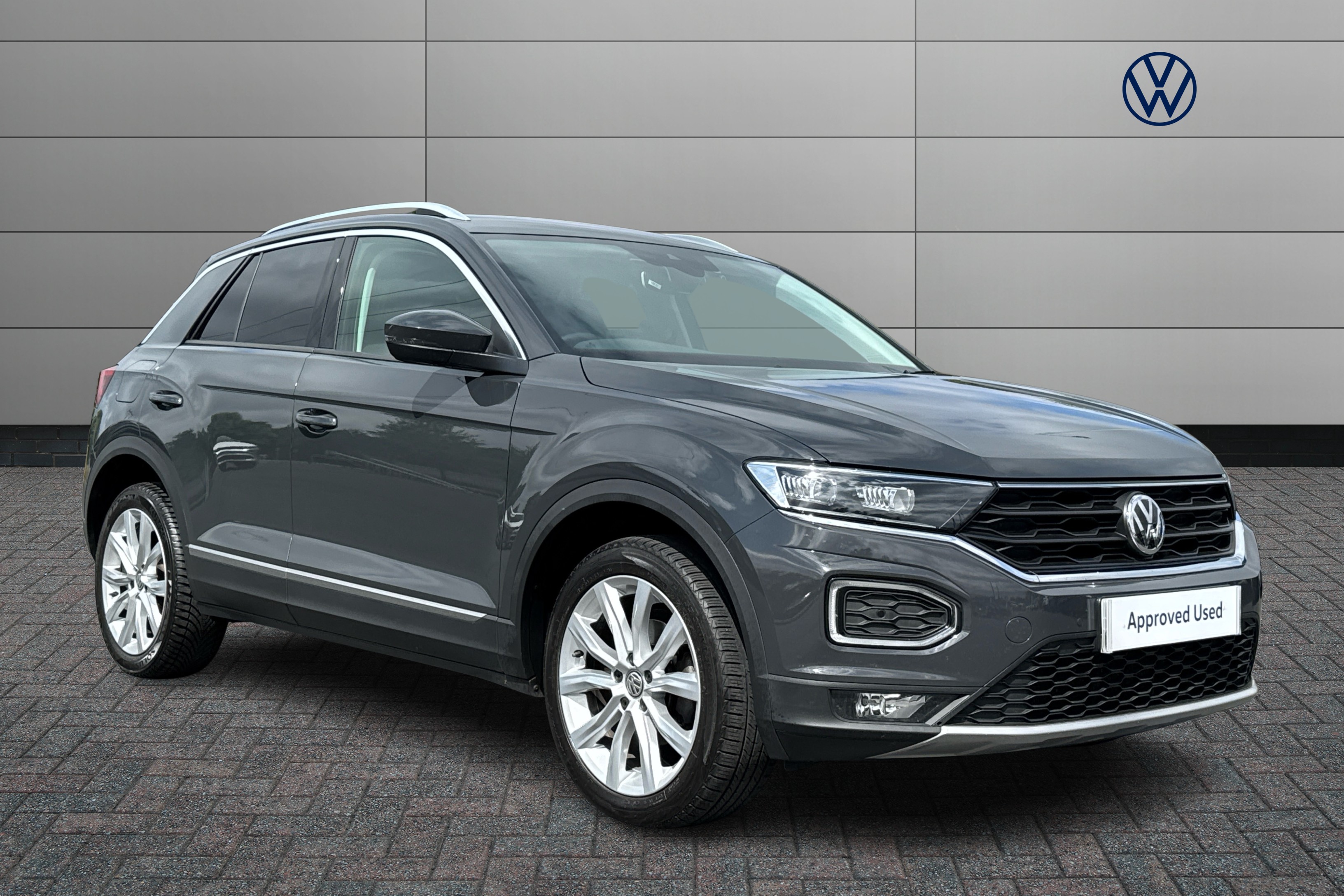 Main listing image - Volkswagen T-Roc