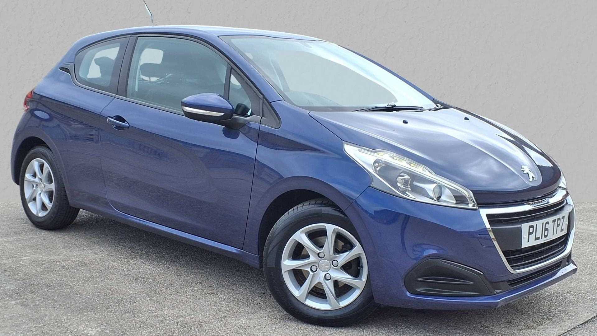 Main listing image - Peugeot 208