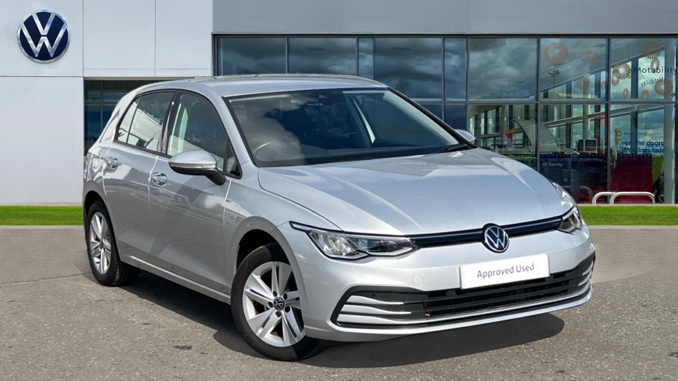 Main listing image - Volkswagen Golf