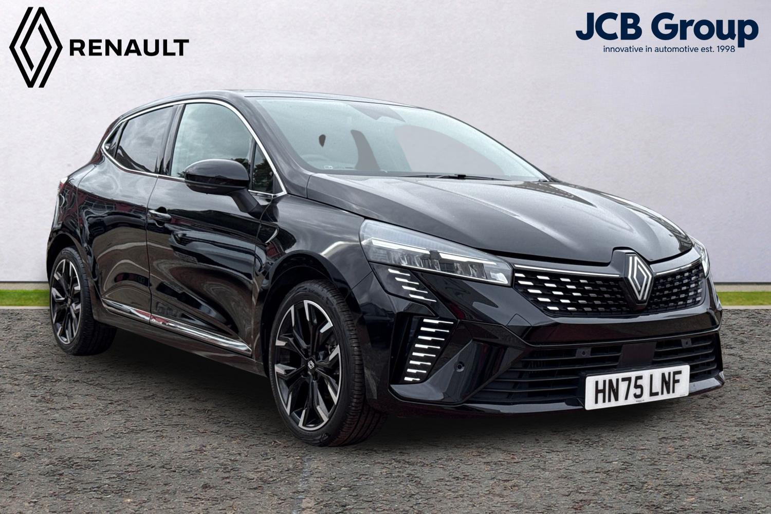 Main listing image - Renault Clio