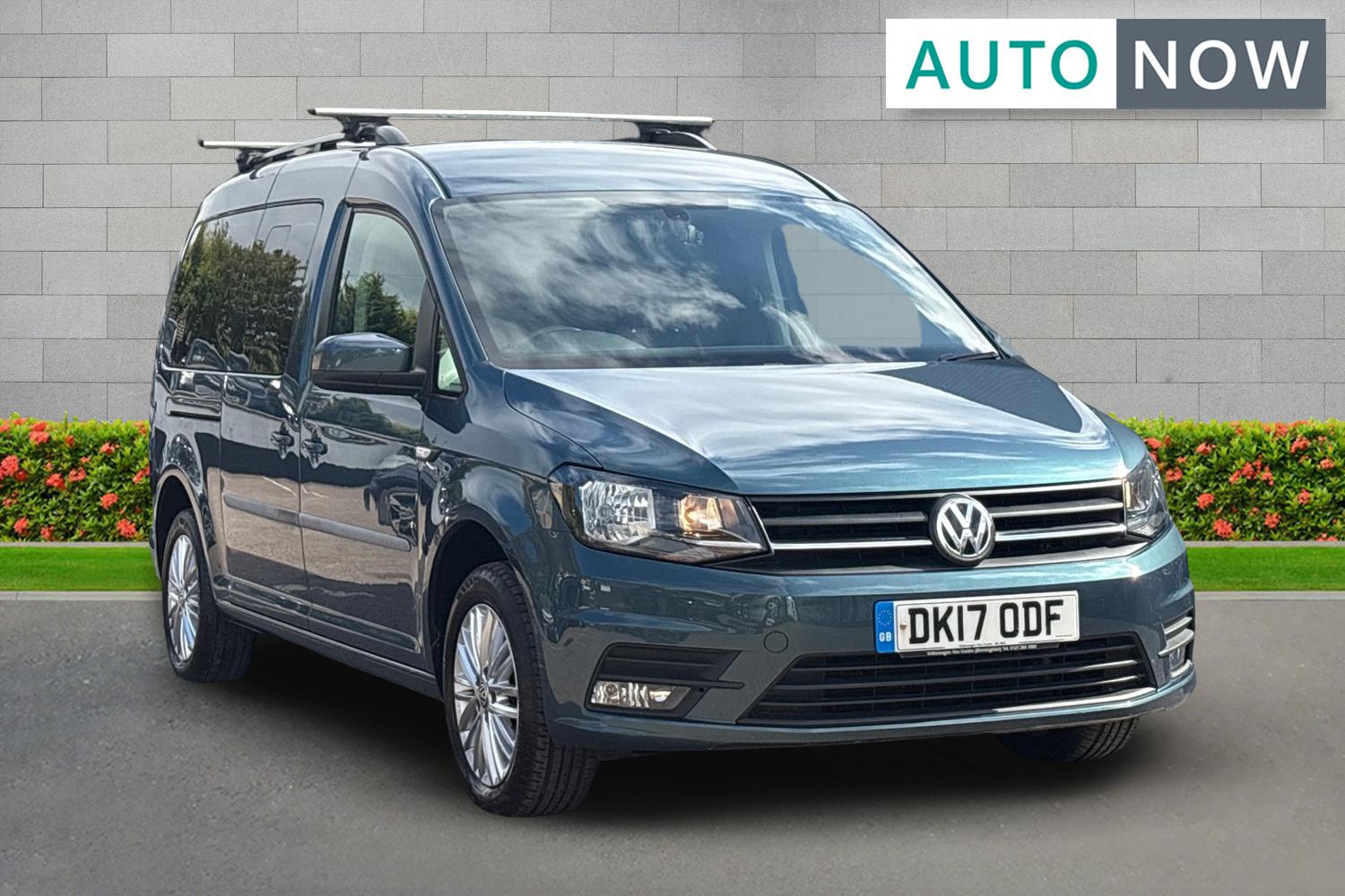 Main listing image - Volkswagen Caddy Maxi Life