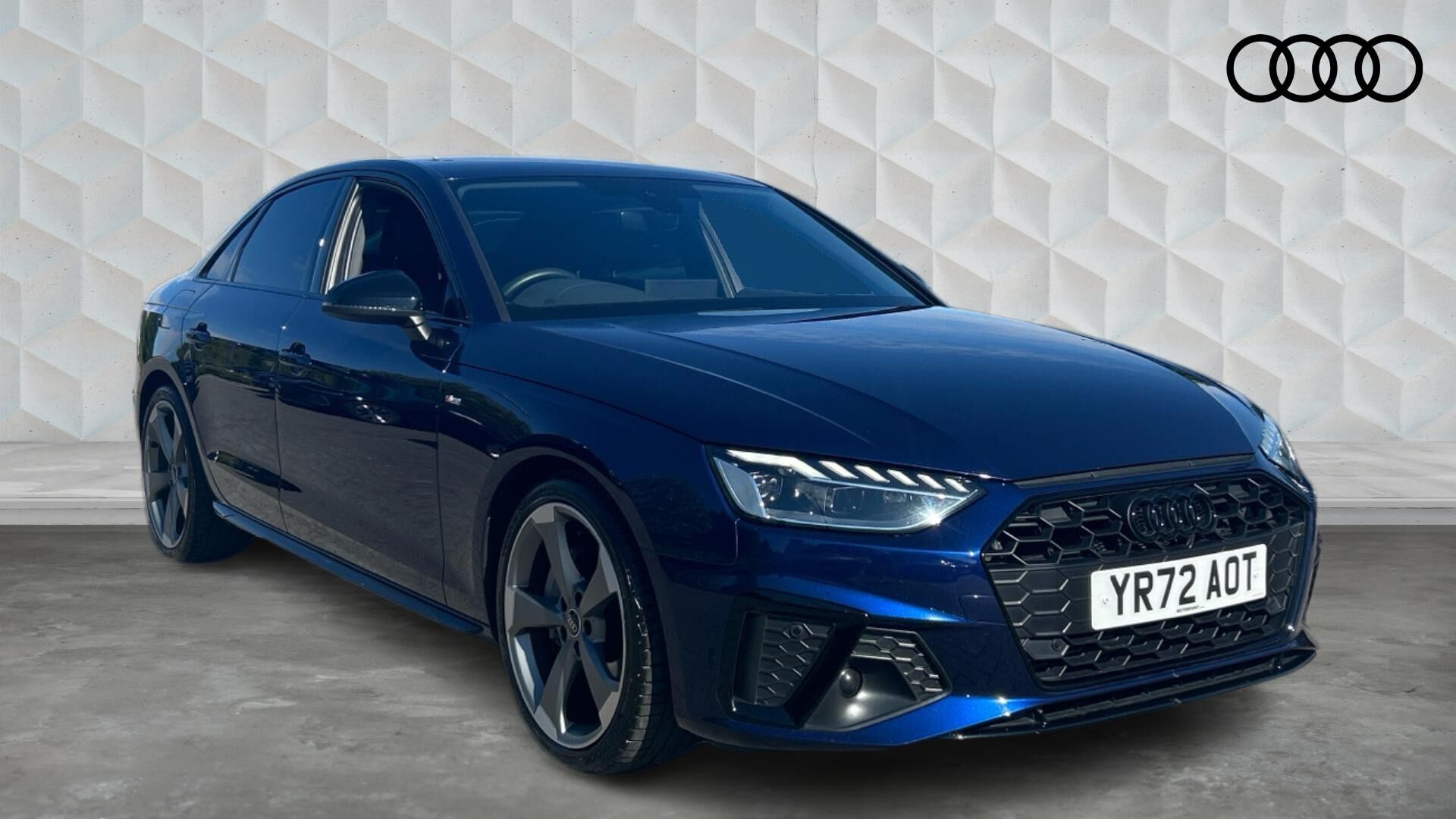 Main listing image - Audi A4
