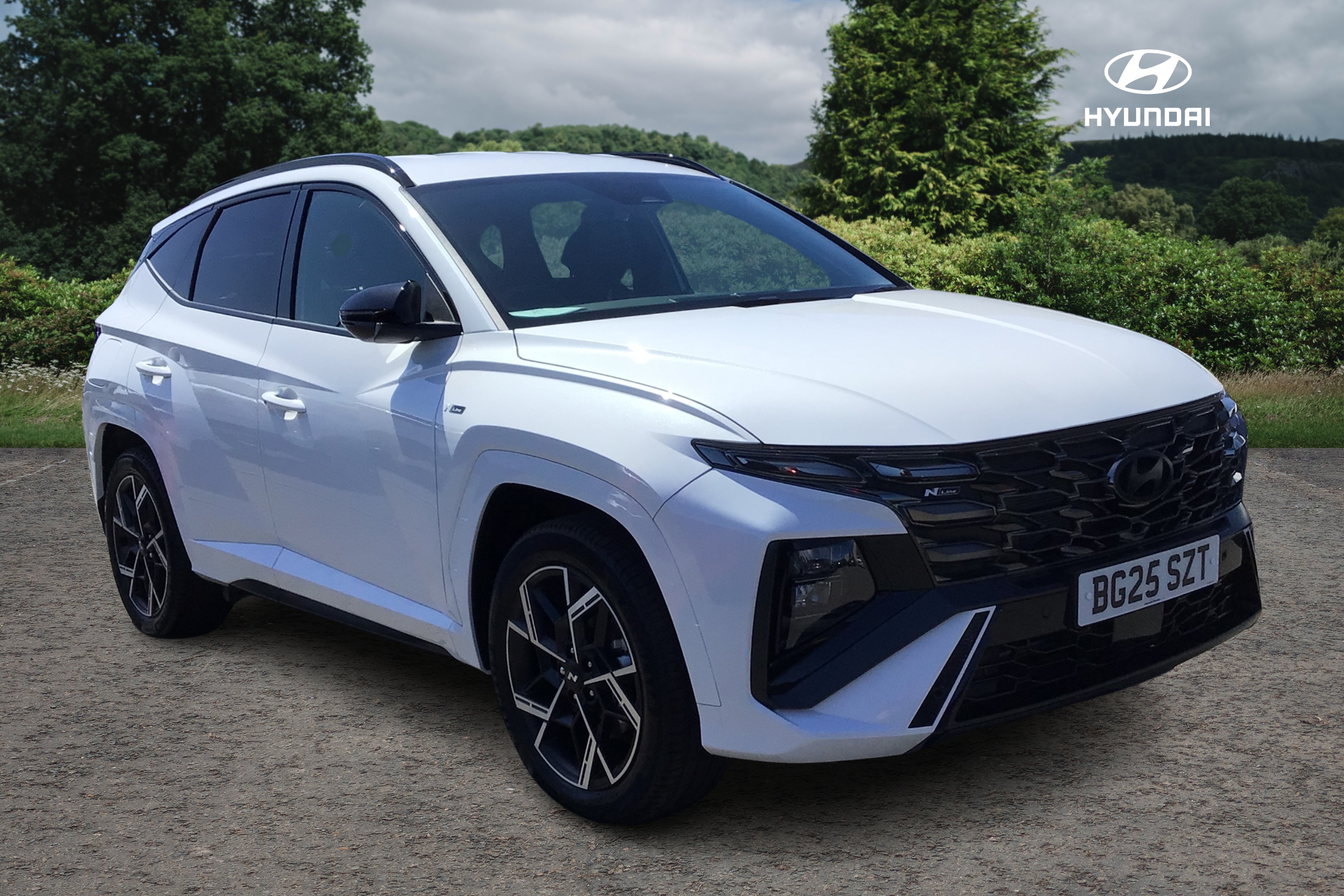 Main listing image - Hyundai Tucson