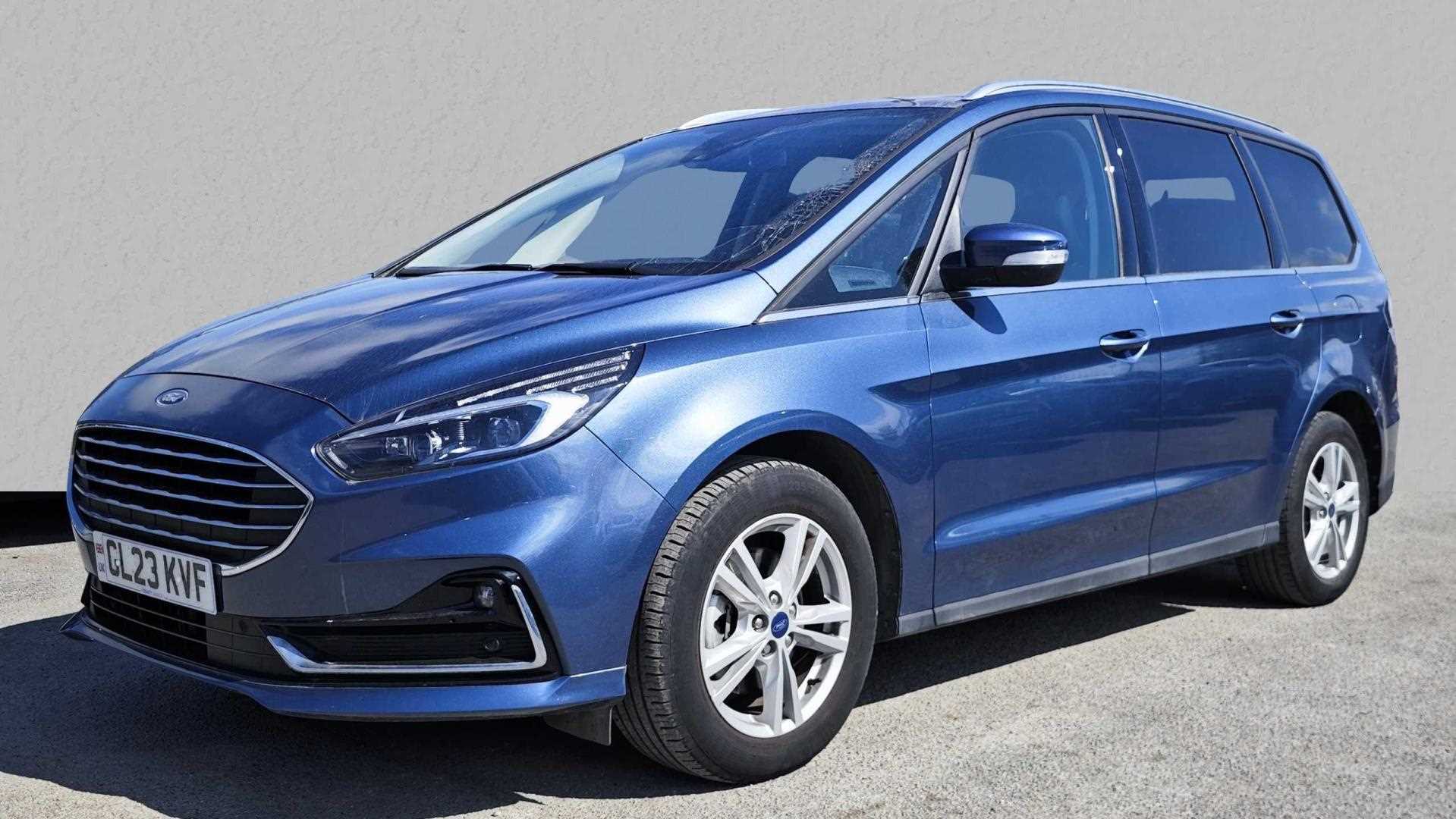 Main listing image - Ford Galaxy