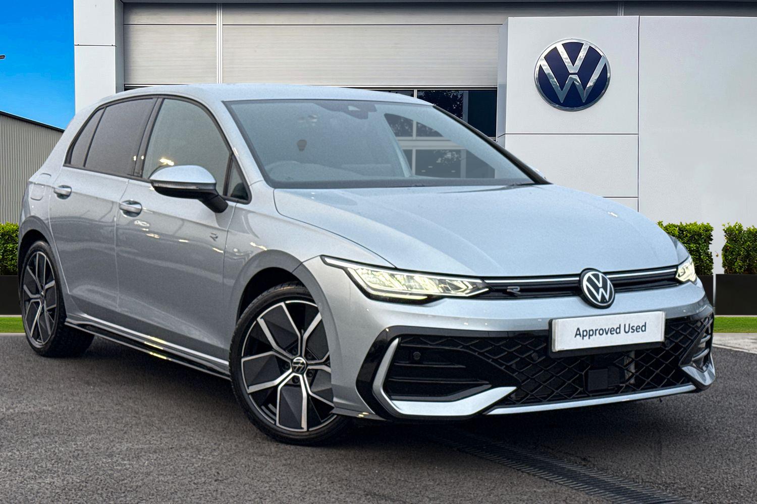 Main listing image - Volkswagen Golf