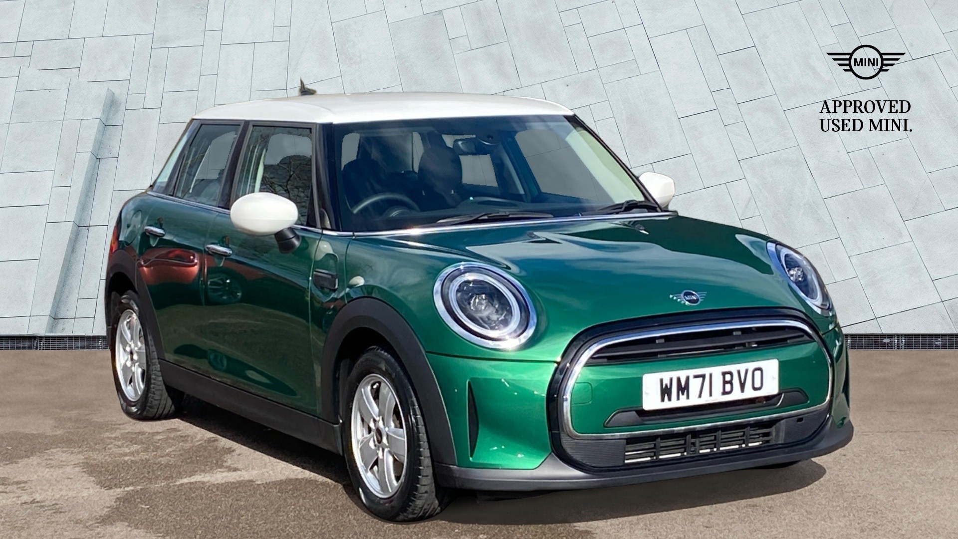 Main listing image - MINI Hatchback 5dr