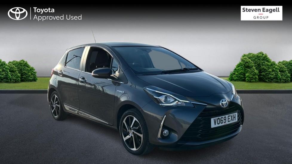 Main listing image - Toyota Yaris