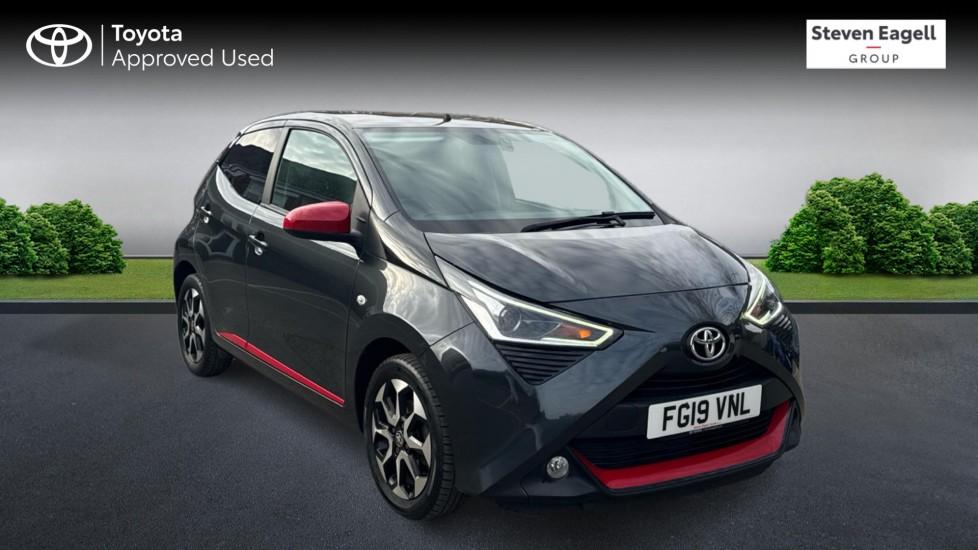 Main listing image - Toyota Aygo