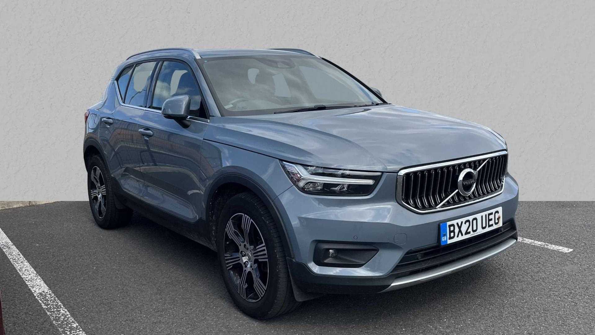Main listing image - Volvo XC40
