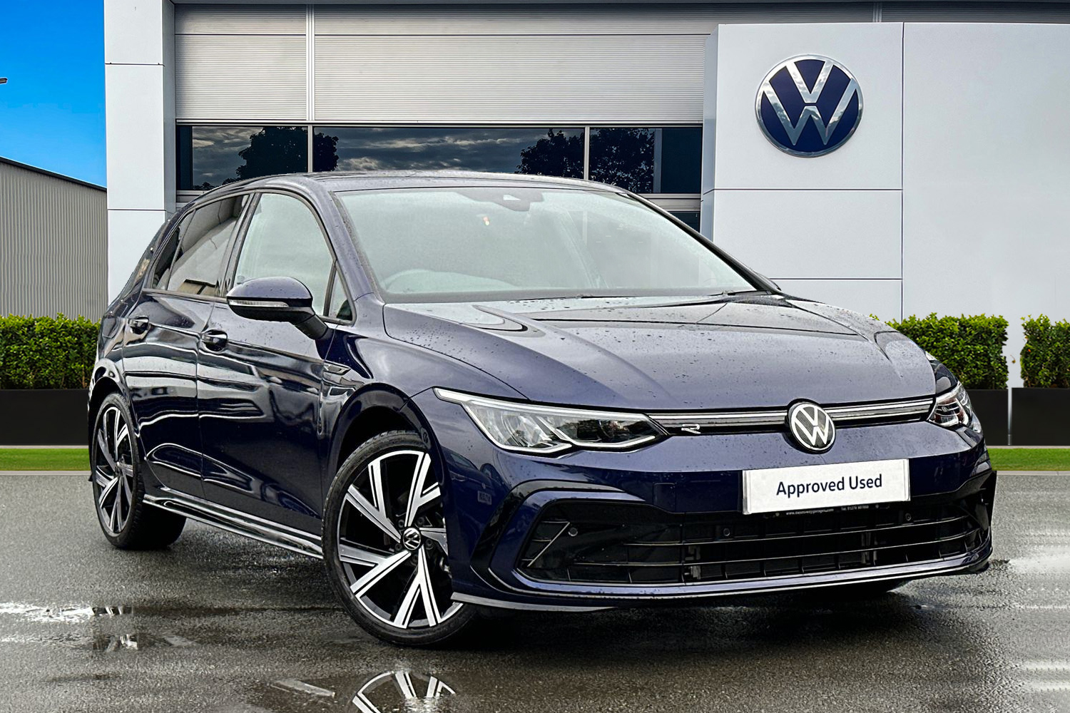 Main listing image - Volkswagen Golf