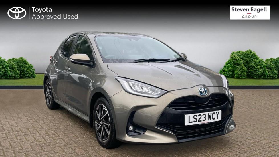 Main listing image - Toyota Yaris