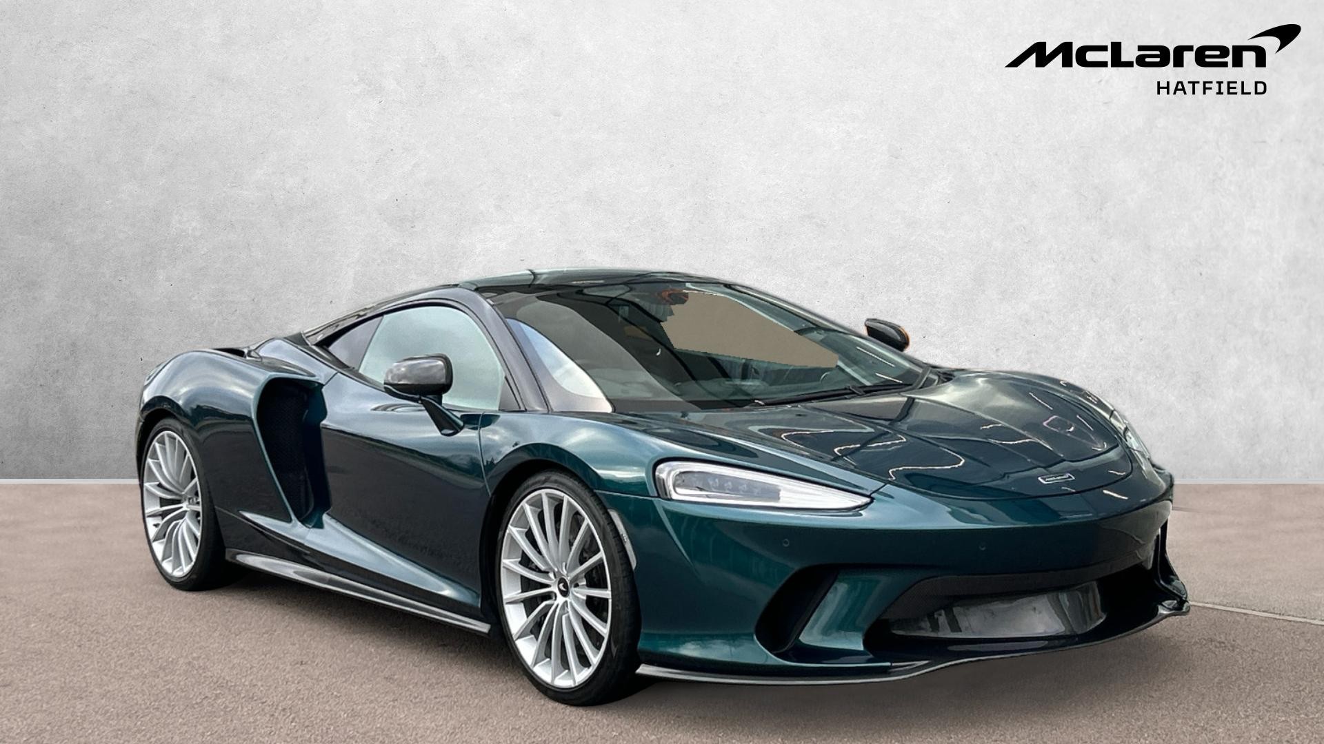 Main listing image - McLaren GT