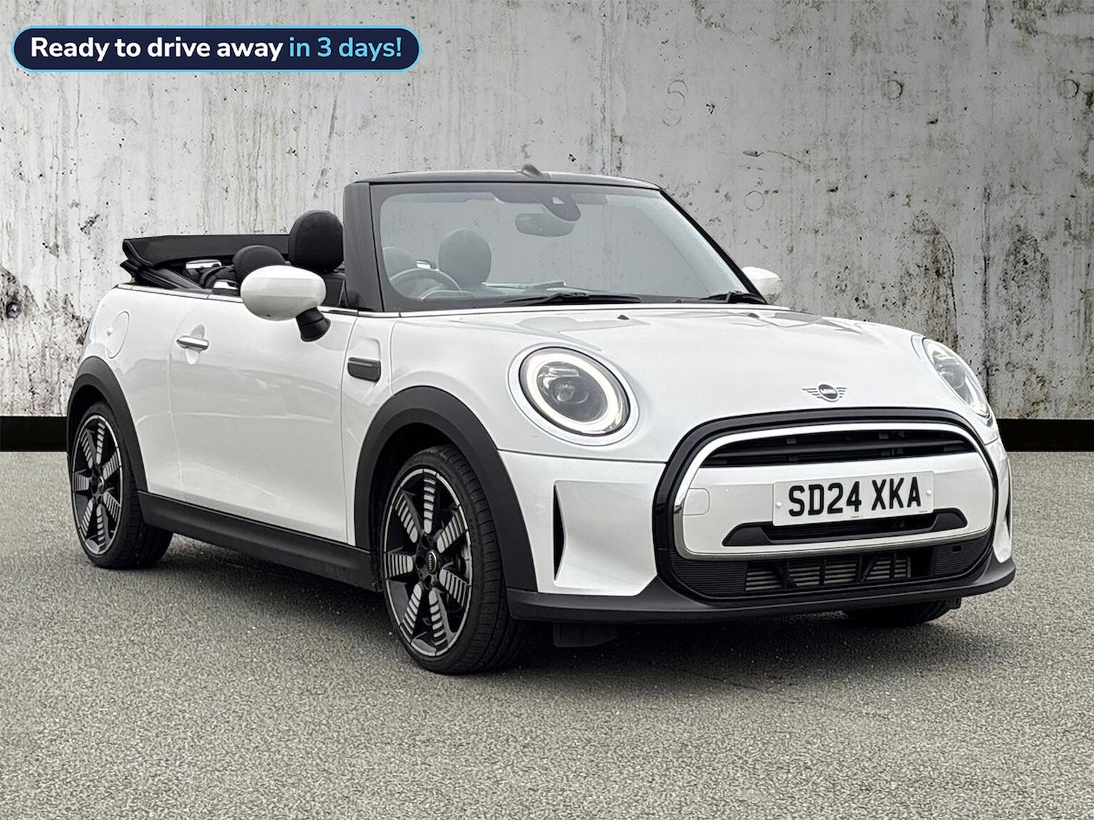 Main listing image - MINI Convertible