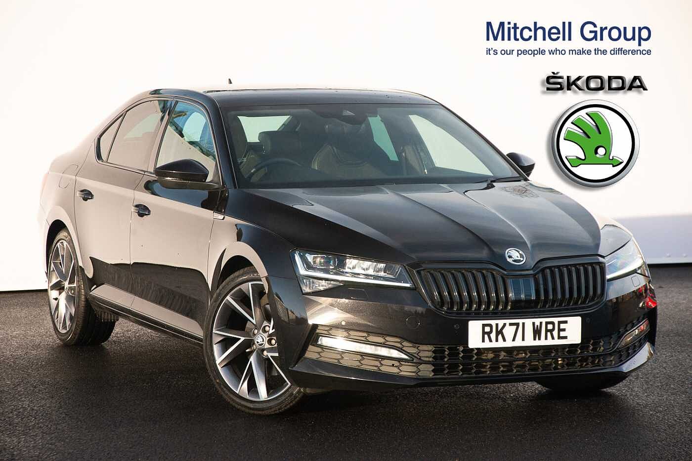 Main listing image - Skoda Superb