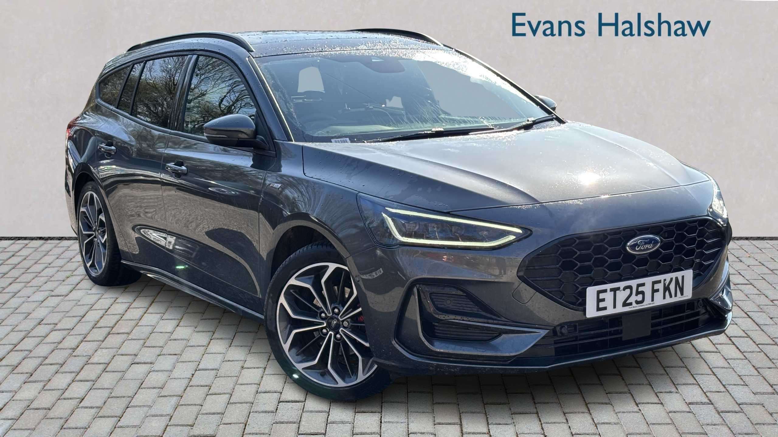 Main listing image - Ford Focus Estate