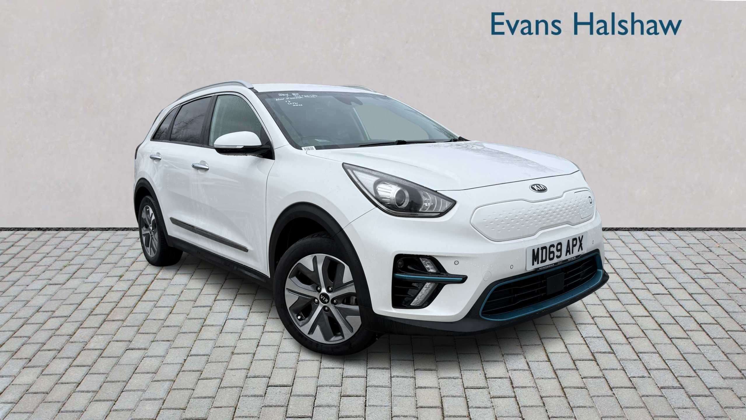 Main listing image - Kia e-Niro