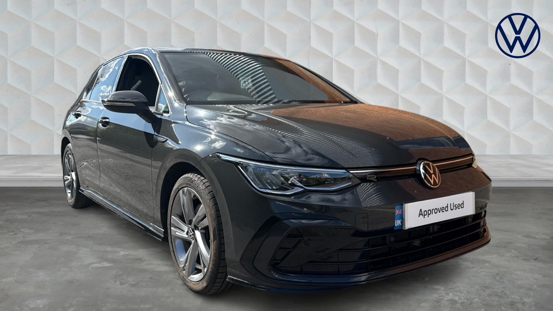 Main listing image - Volkswagen Golf