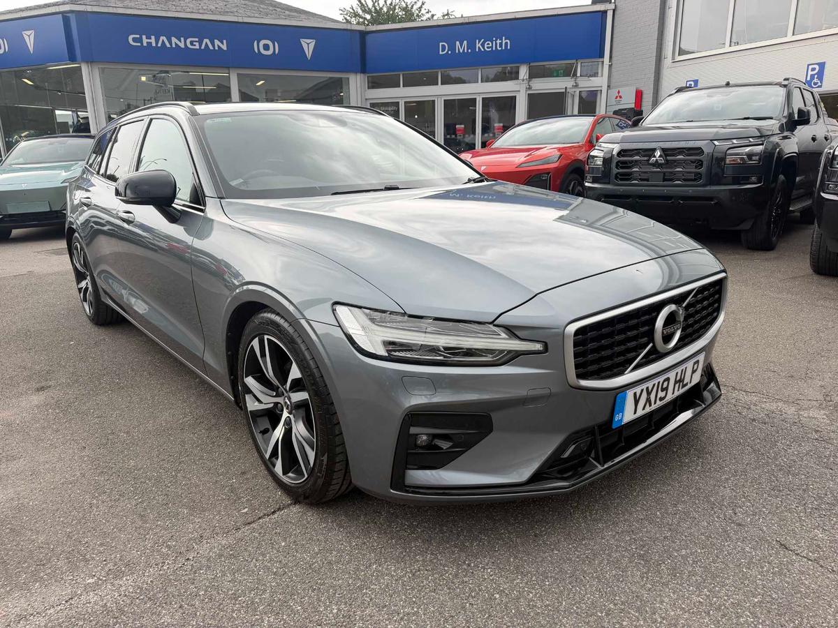 Main listing image - Volvo V60