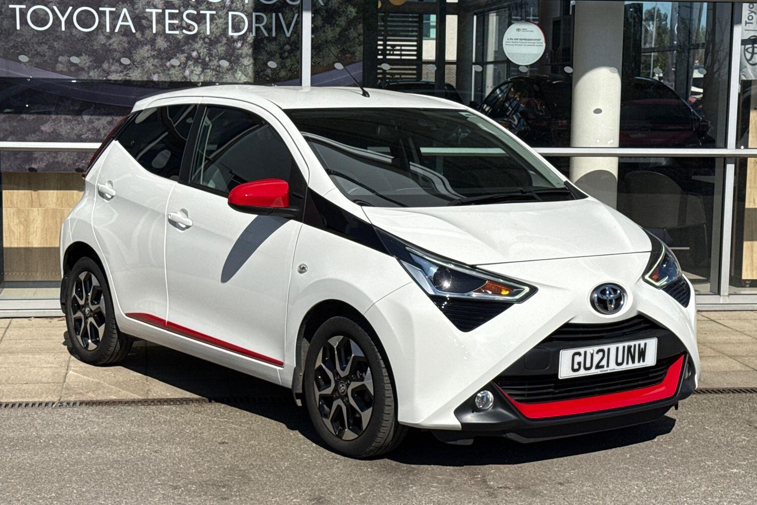 Main listing image - Toyota Aygo