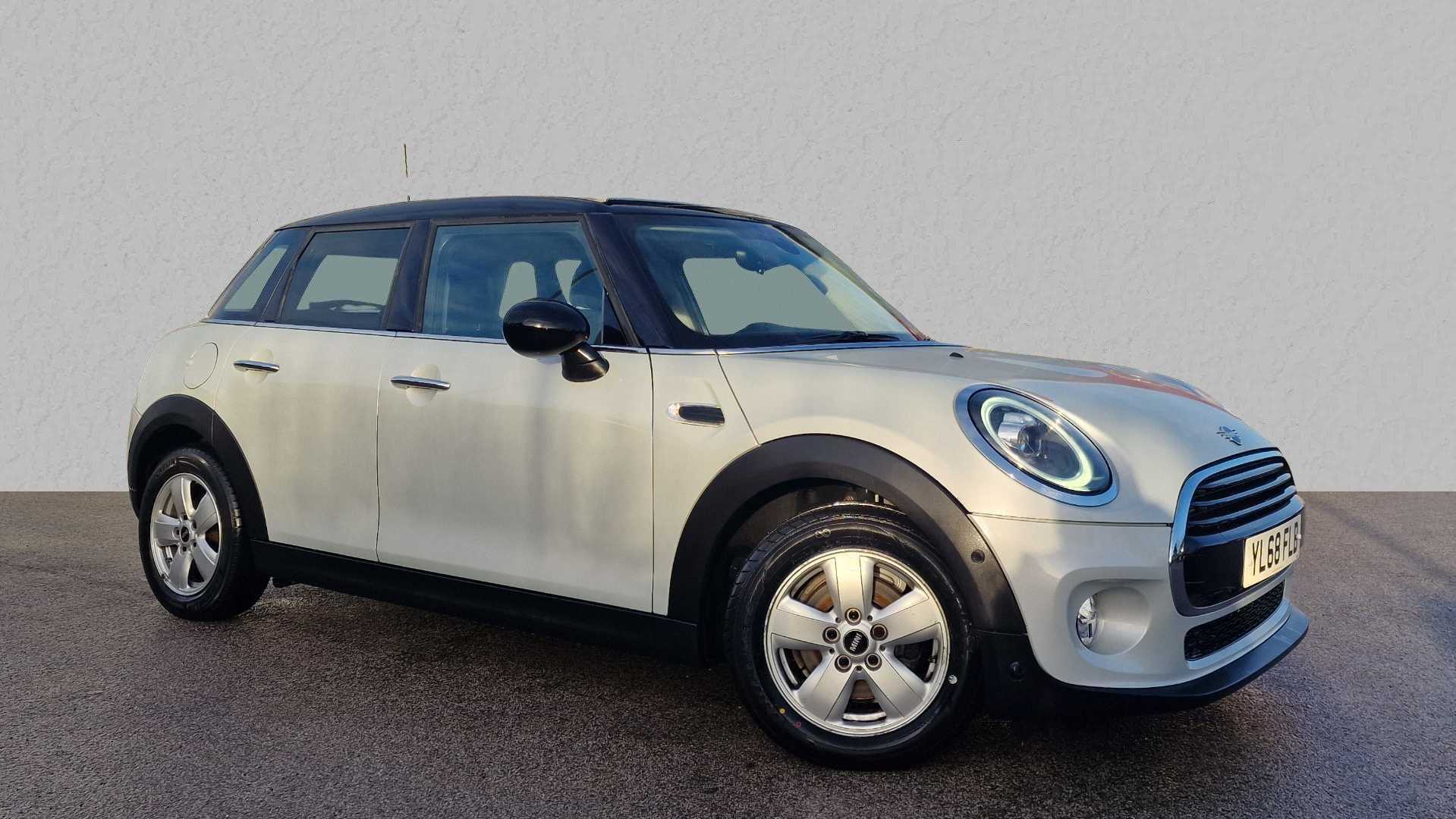 Main listing image - MINI Hatchback 5dr