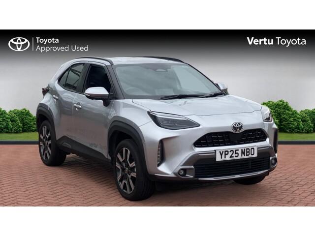 Main listing image - Toyota Yaris Cross