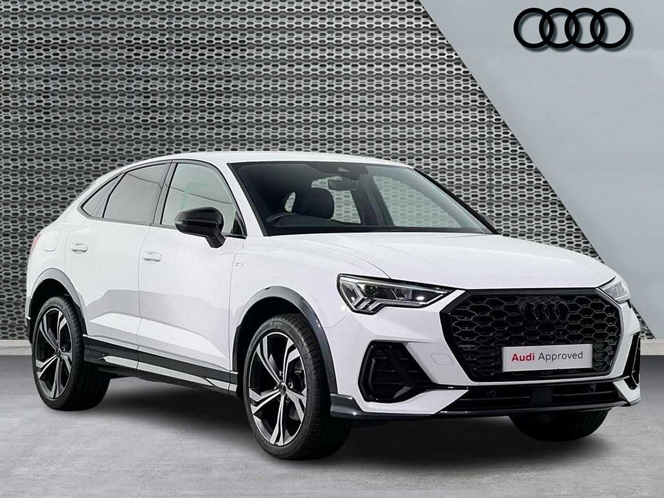 Main listing image - Audi Q3