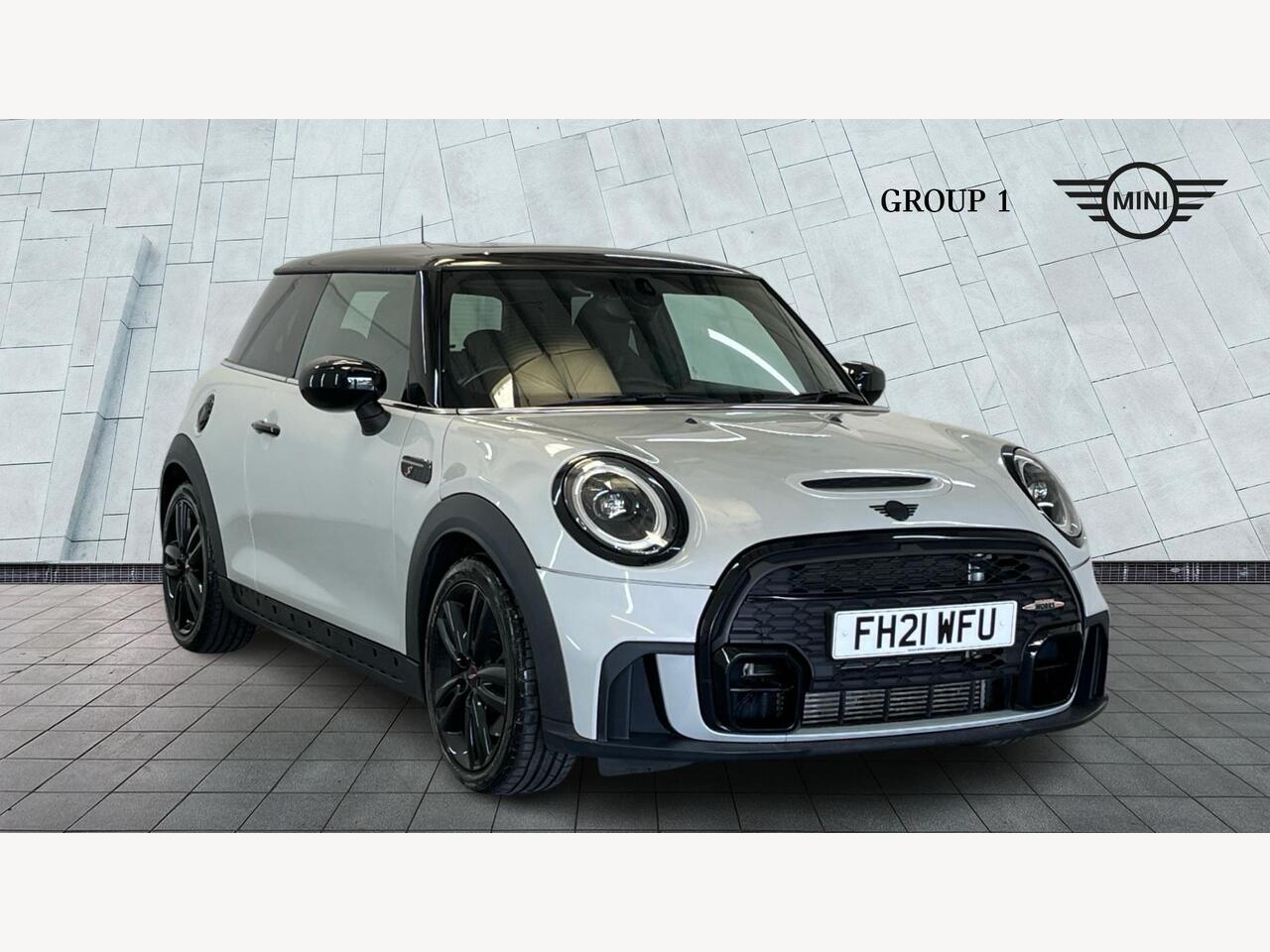 Main listing image - MINI Hatchback