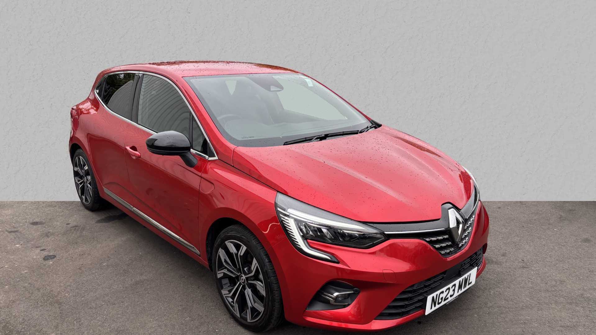 Main listing image - Renault Clio