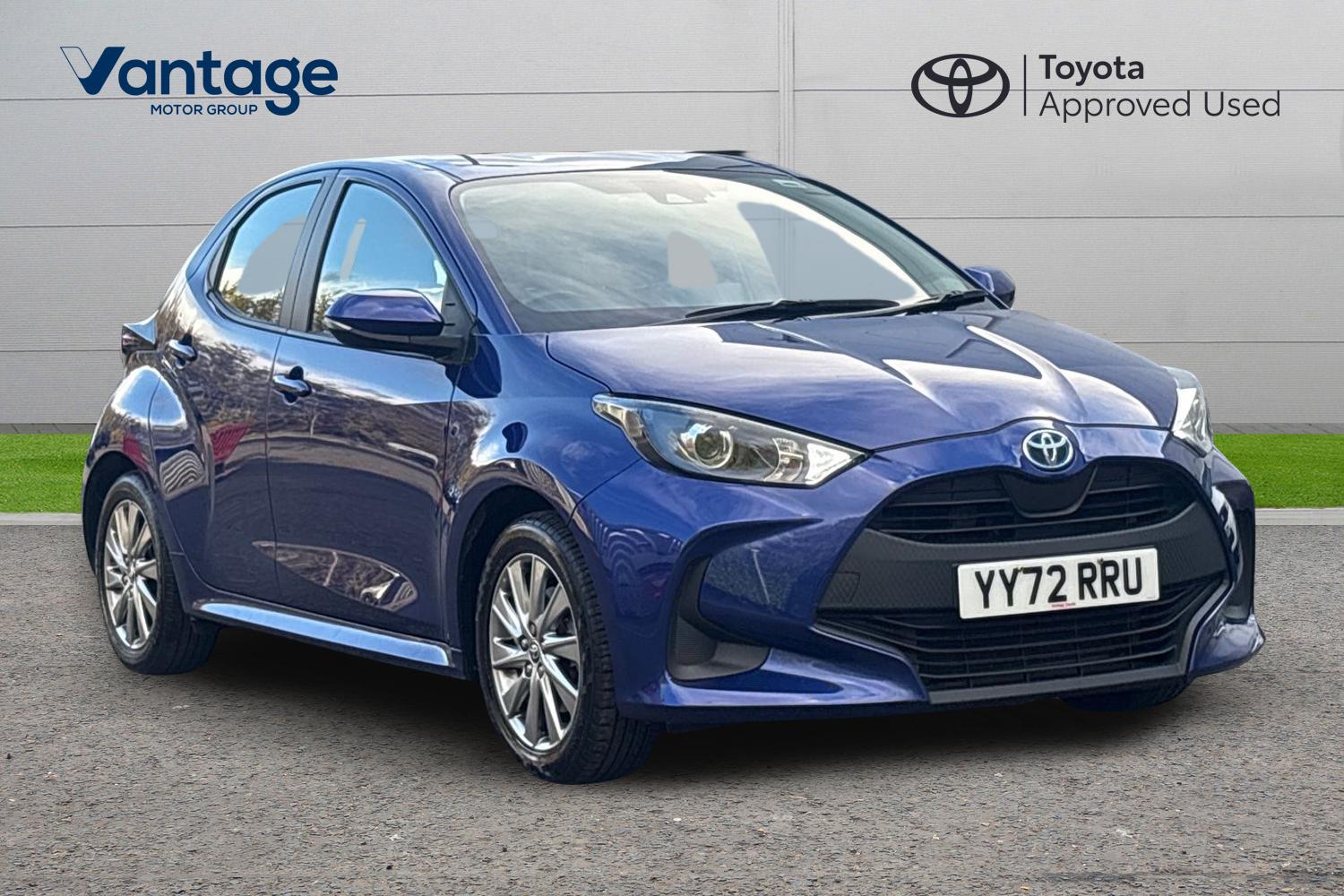 Main listing image - Toyota Yaris