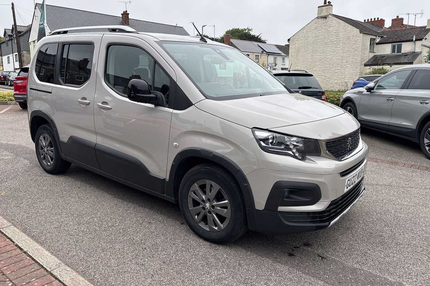 Main listing image - Peugeot Rifter