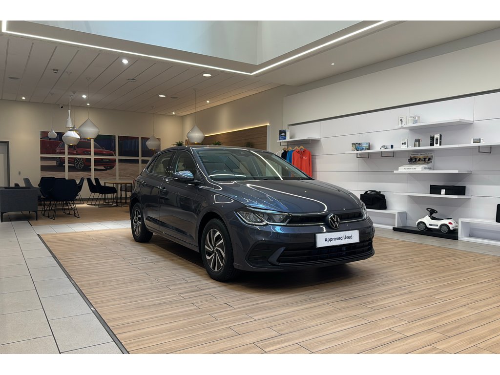 Main listing image - Volkswagen Polo