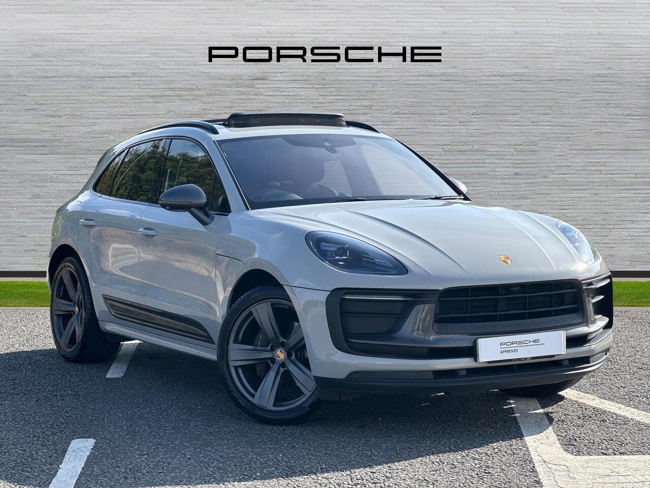 Main listing image - Porsche Macan