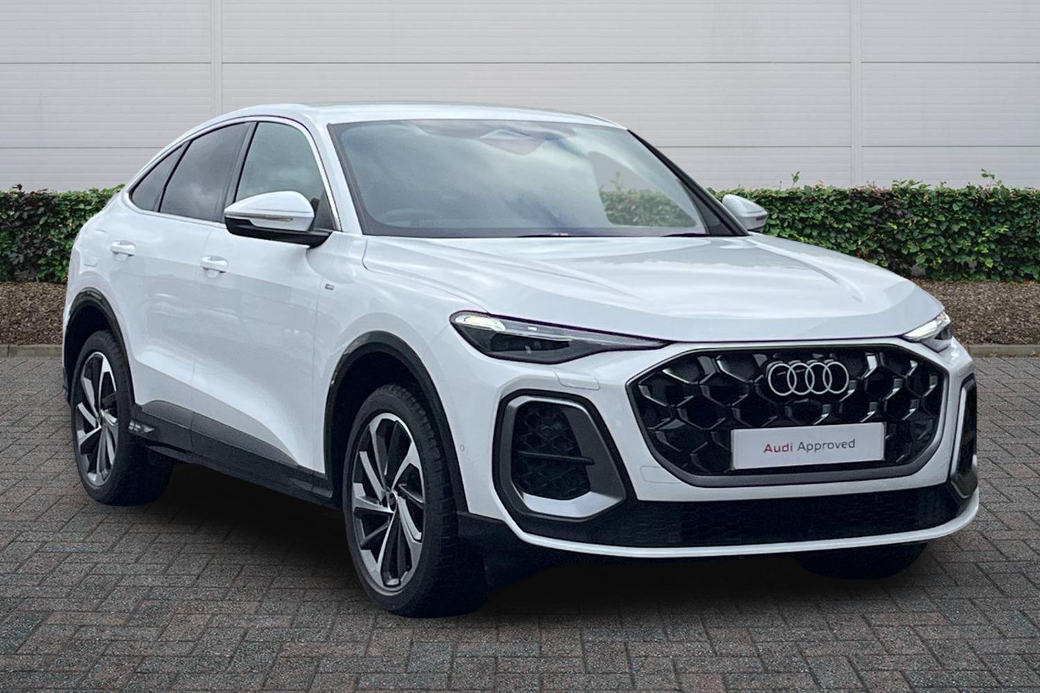 Main listing image - Audi Q5