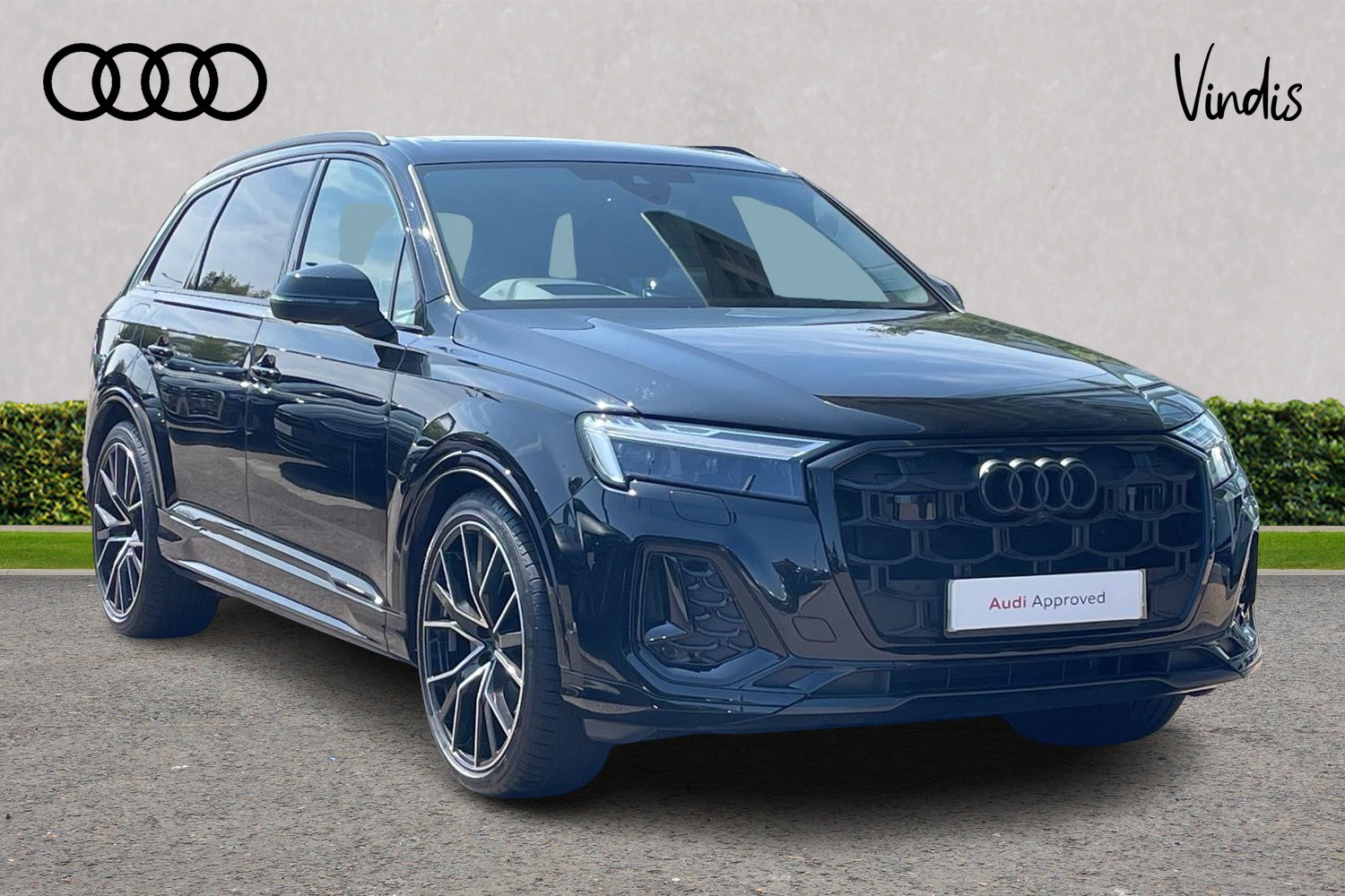 Main listing image - Audi Q7