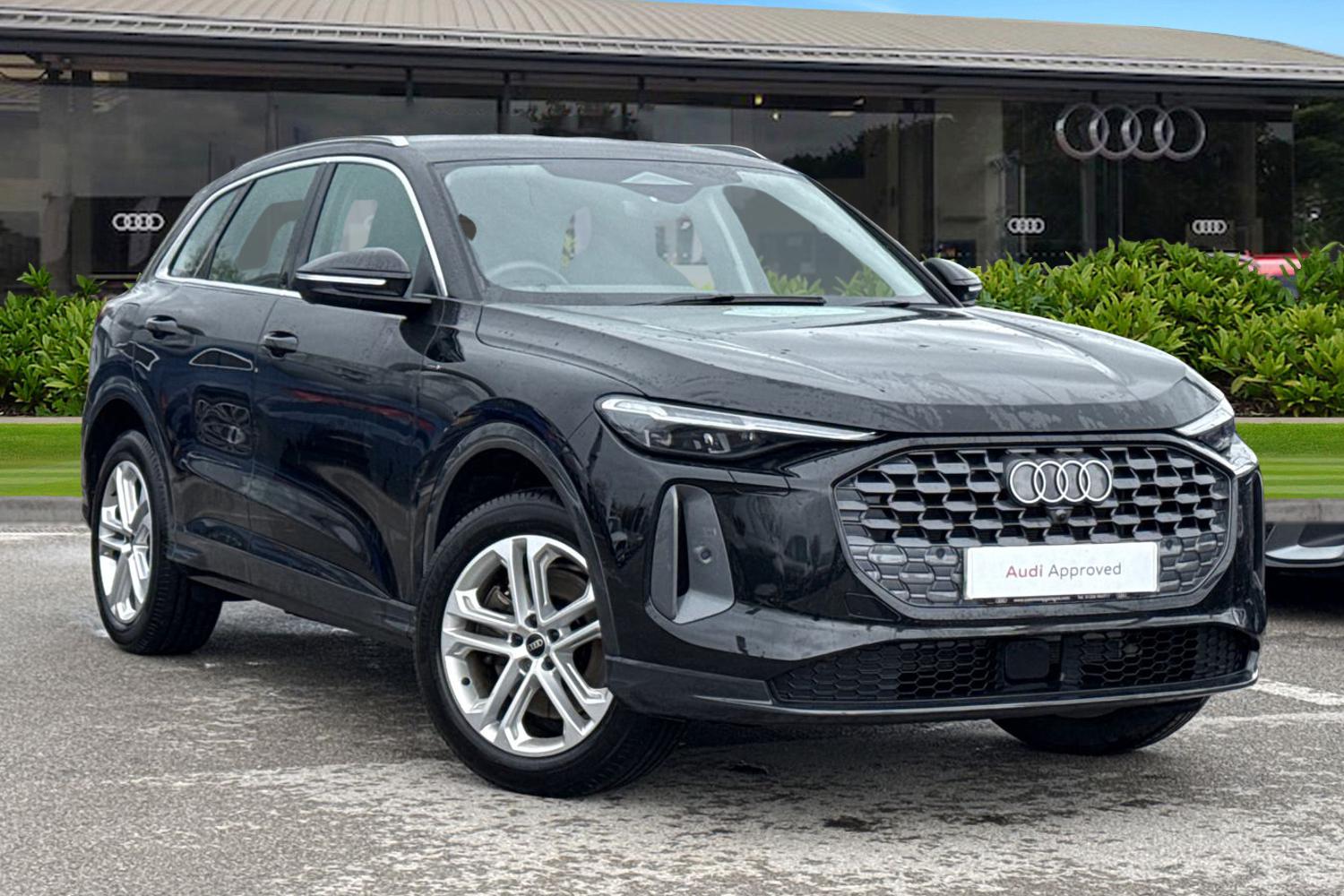 Main listing image - Audi Q5
