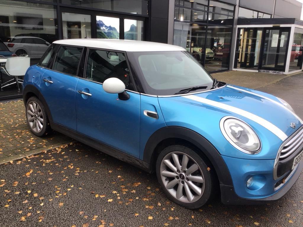 Main listing image - MINI Hatchback 5dr