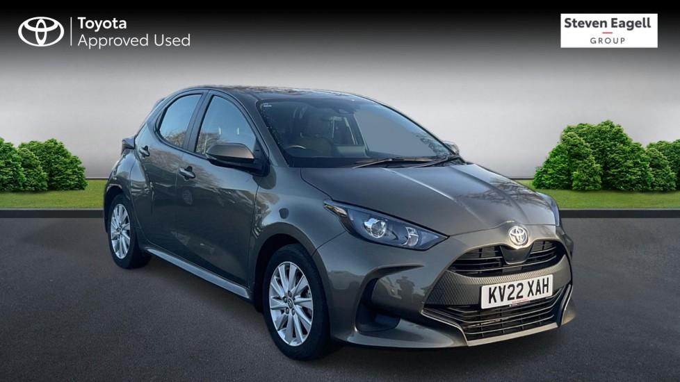 Main listing image - Toyota Yaris