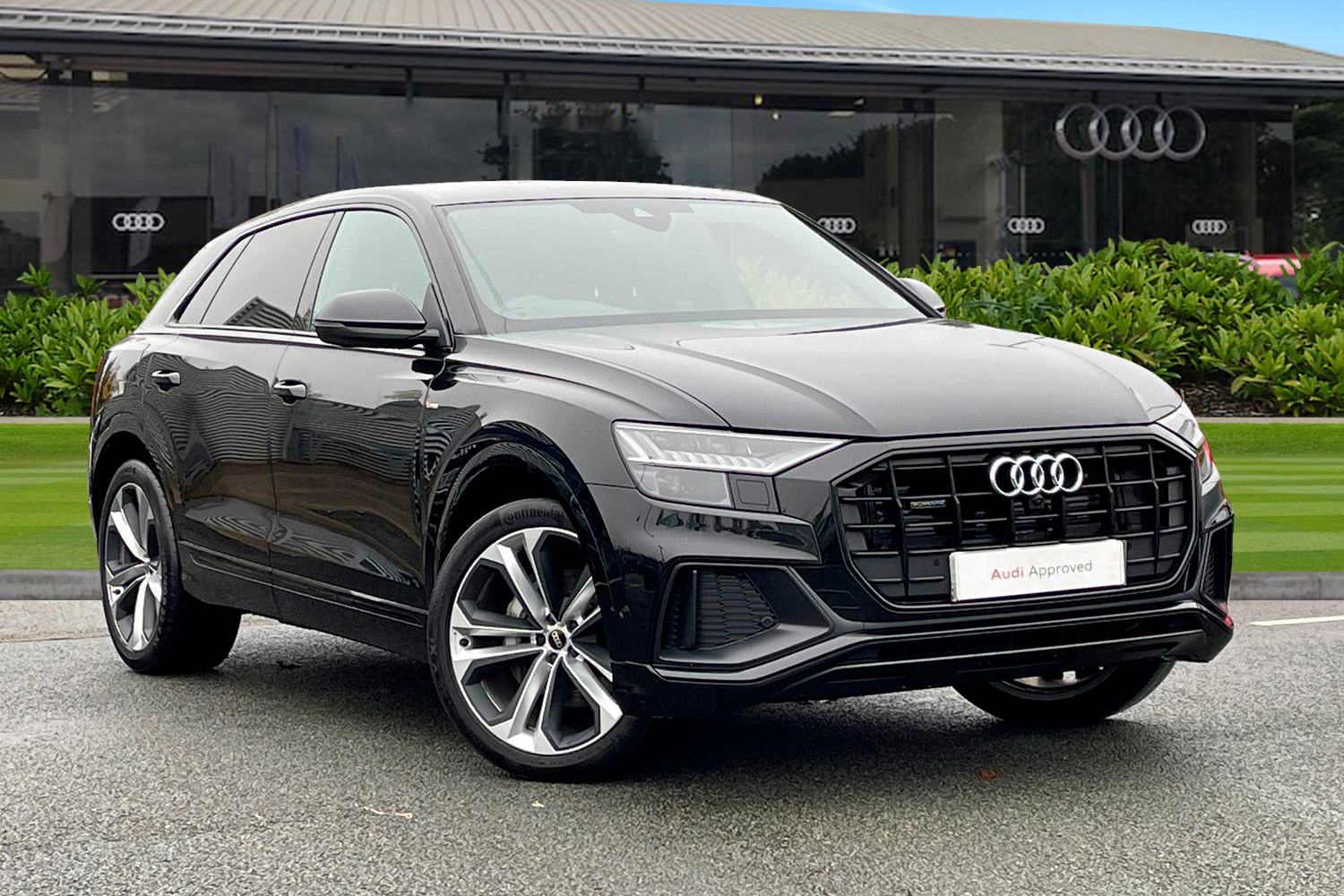 Main listing image - Audi Q8