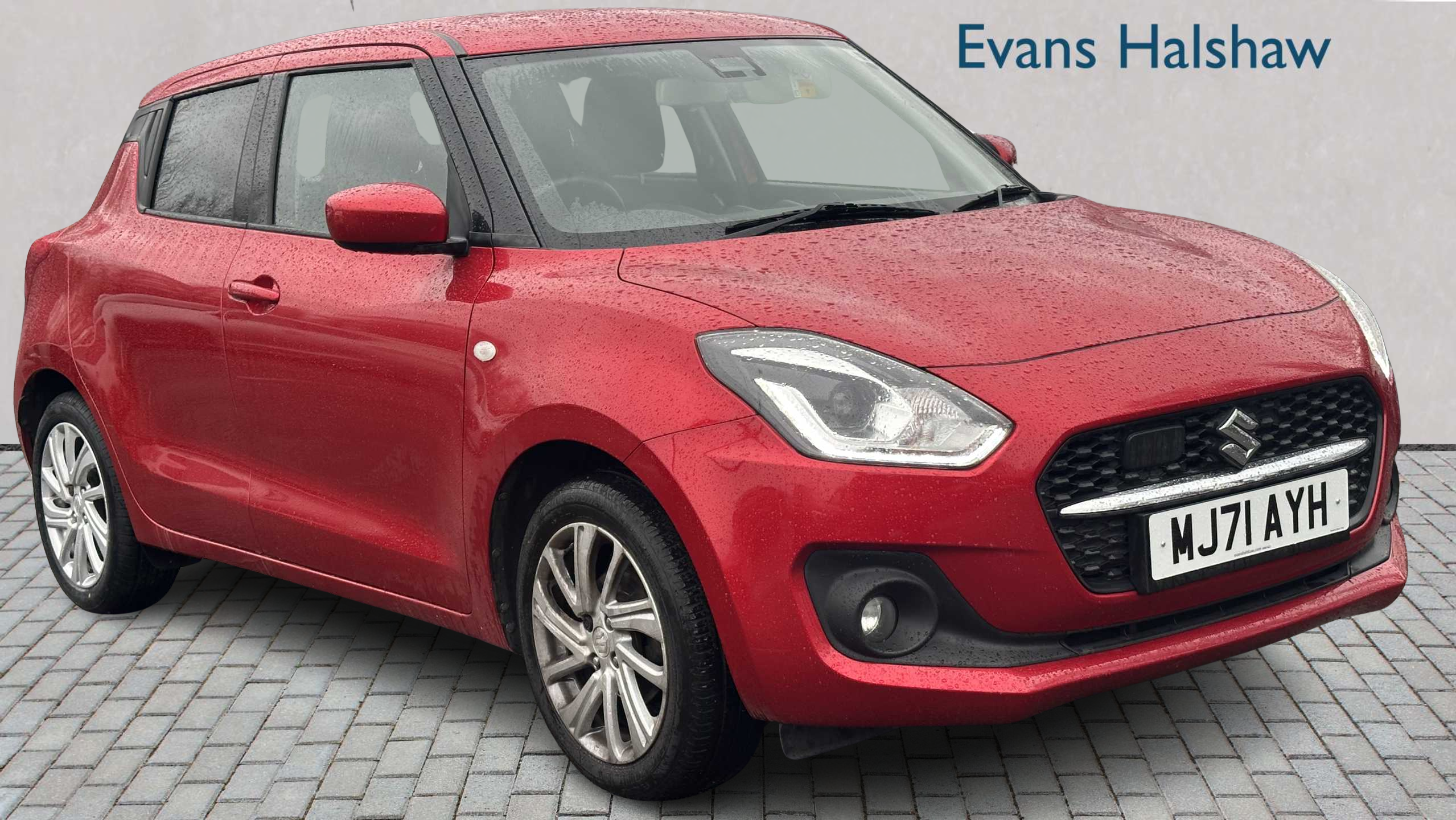 Main listing image - Suzuki Swift