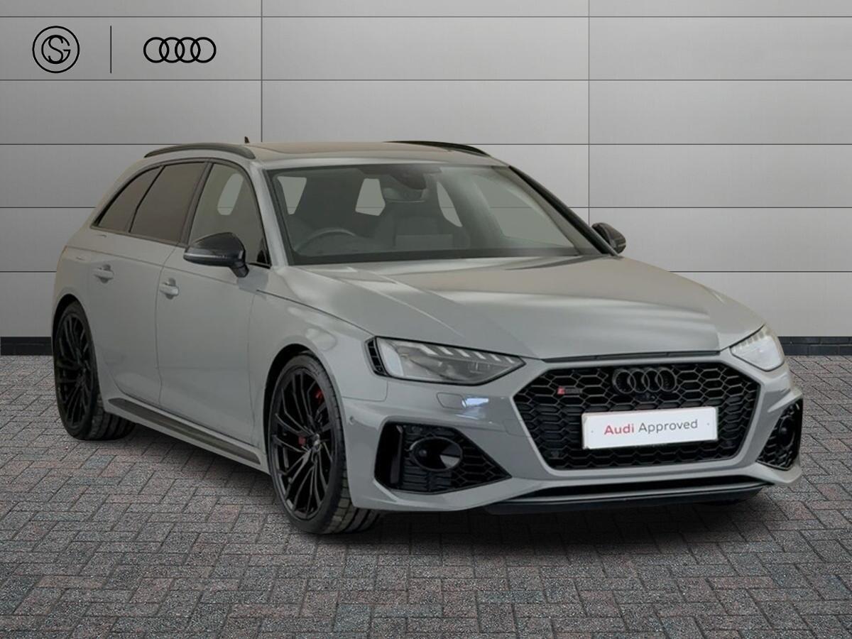 Main listing image - Audi RS4